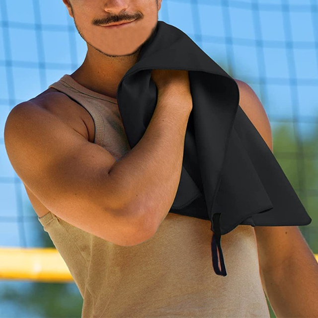Microfiber Sports Sweat Wipe Quick Dry Beach Towel (4) Mikrofiber Sports Schweess Wipe Quick Dry Strandhandduch (4)