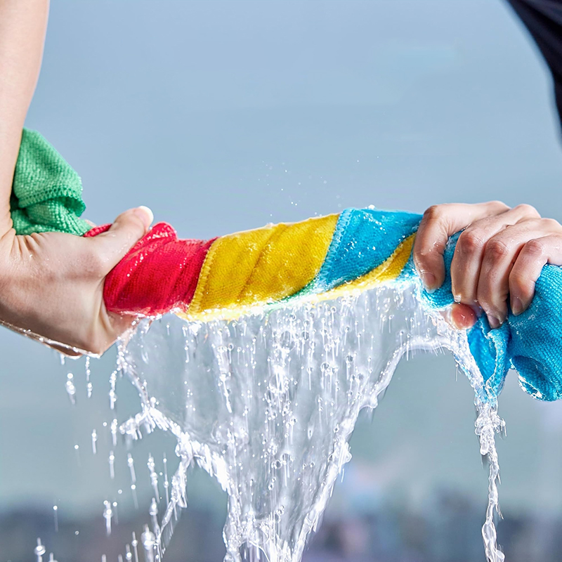 14'x 14' Multi-Surface Microfiber Cleaning Cloth